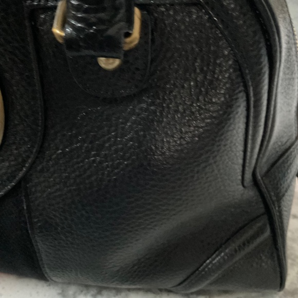 Authentic Gucci bag , painted and conditioned - Picture 2 of 12